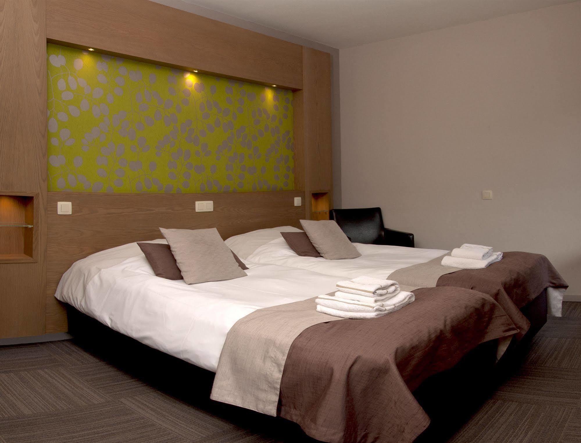 Hotel - La Grande Cure Marcourt Екстериор снимка